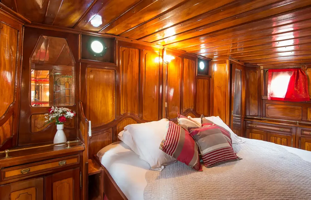 Barge Tango Master Suite Bordeaux