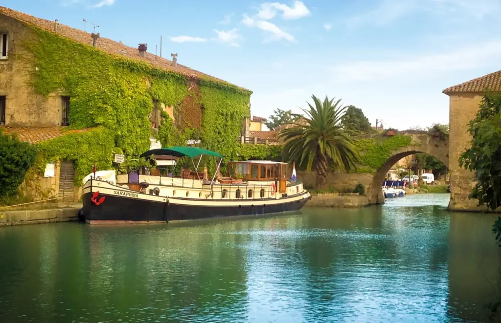 Saraphina in Le Somail Canal du Midi