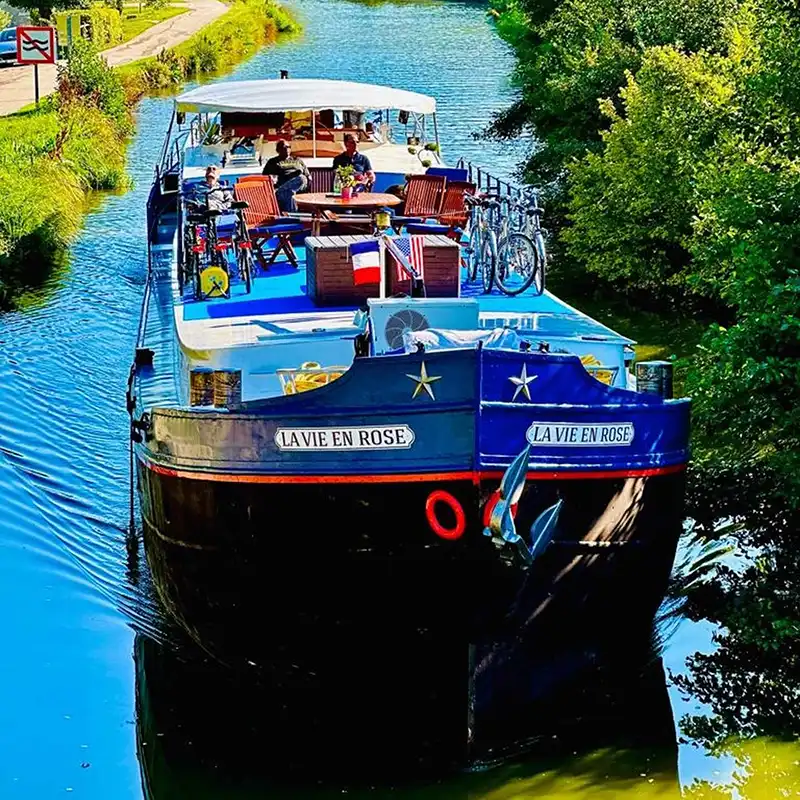 Barge La Vie en Rose Burgundy