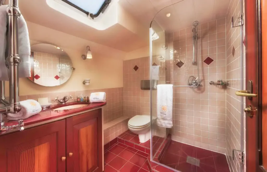 Roi Soleil Bath Canal du Midi